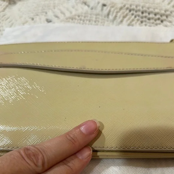 Prada Bag - Picture 9 of 17